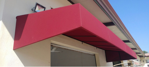 Cómo un toldo fijo mejora tu espacio exterior